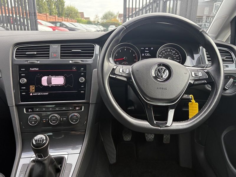 Volkswagen Golf TSI Match Edition - U559