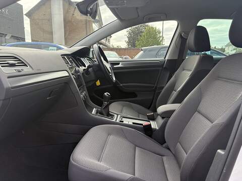 Volkswagen Golf TSI Match Edition - U559