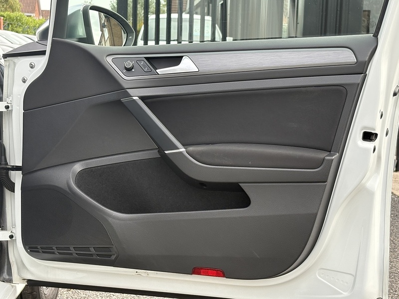 Volkswagen Golf TSI Match Edition - U559