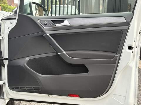 Volkswagen Golf TSI Match Edition - U559