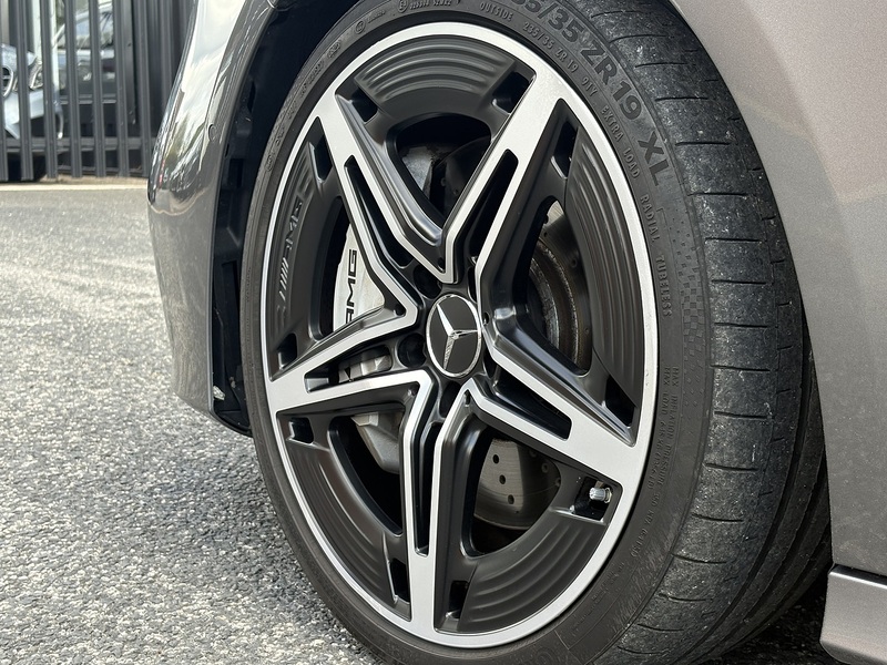 Mercedes-Benz A Class A35h MHEV AMG - U563