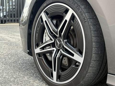 Mercedes-Benz A Class A35h MHEV AMG - U563