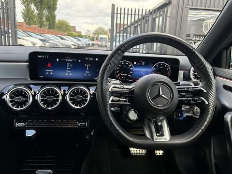 Mercedes-Benz A Class A35h MHEV AMG - U563