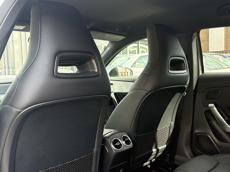 Mercedes-Benz A Class A35h MHEV AMG - U563