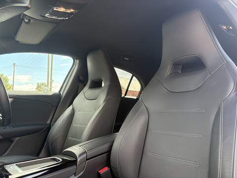 Mercedes-Benz A Class A35h MHEV AMG - U563