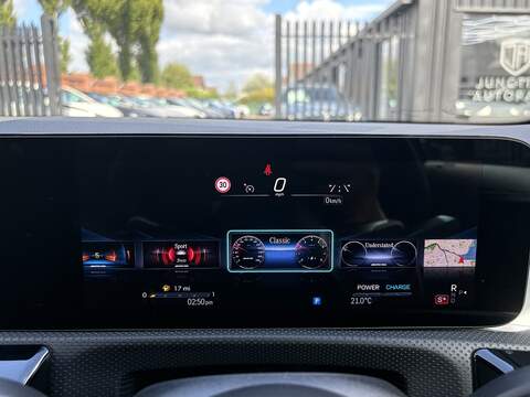 Mercedes-Benz A Class A35h MHEV AMG - U563