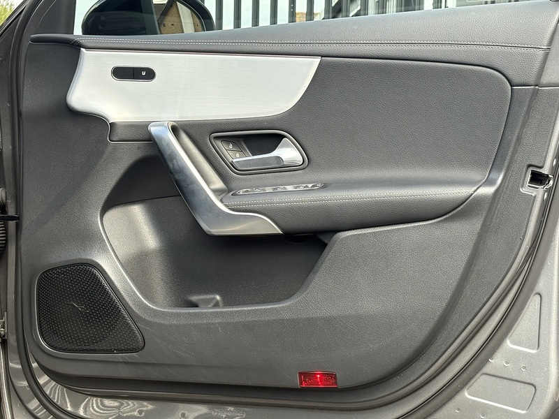 Mercedes-Benz A Class A35h MHEV AMG - U563