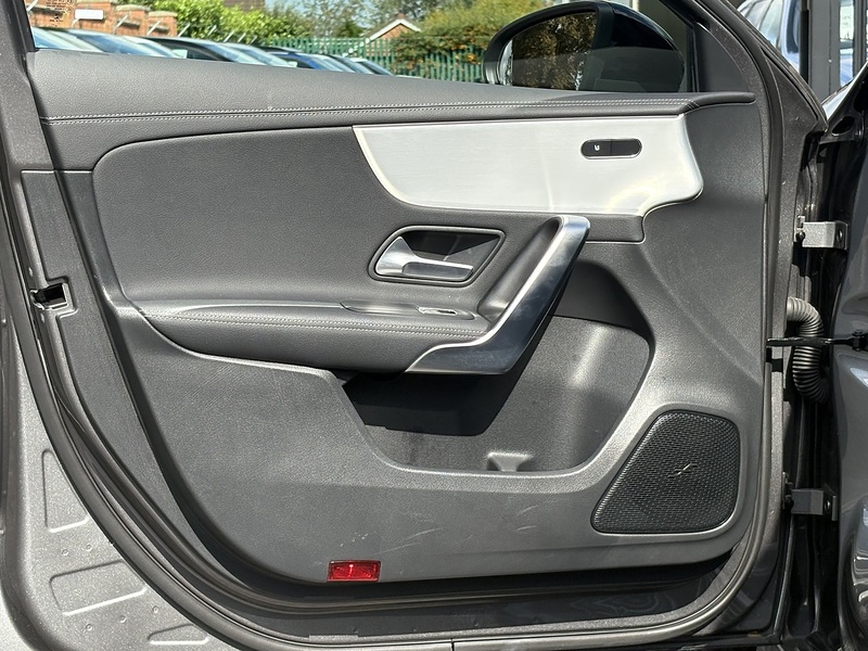 Mercedes-Benz A Class A35h MHEV AMG - U563