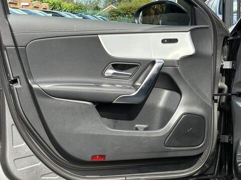 Mercedes-Benz A Class A35h MHEV AMG - U563