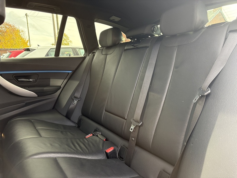 BMW 3 Series 320d M Sport - U582