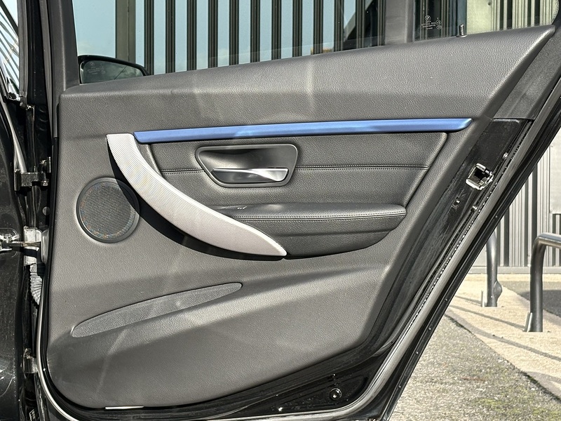 BMW 3 Series 320d M Sport - U582