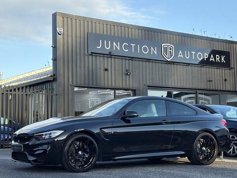 BMW M4 BiTurbo Competition - U584