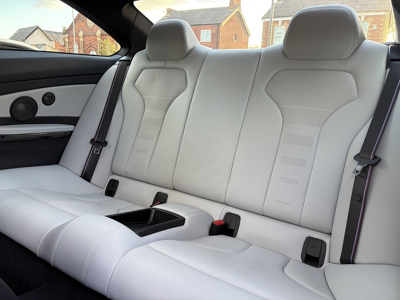 BMW M4 BiTurbo Competition - U584