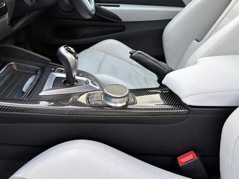 BMW M4 BiTurbo Competition - U584