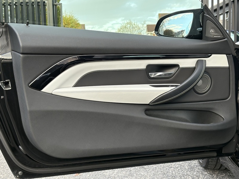 BMW M4 BiTurbo Competition - U584