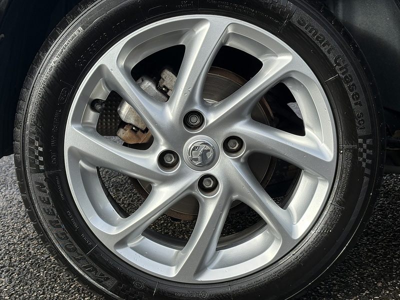 Vauxhall Corsa Turbo SRi - U587