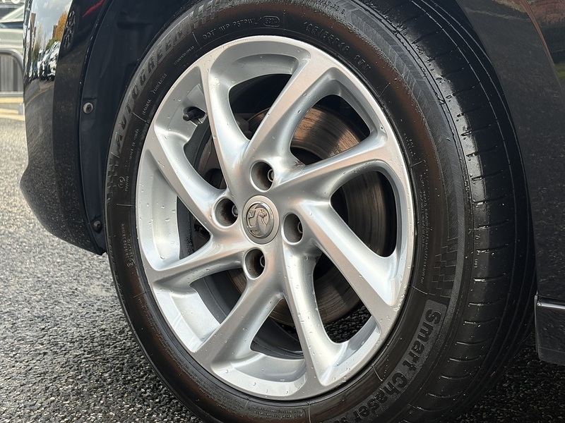 Vauxhall Corsa Turbo SRi - U587