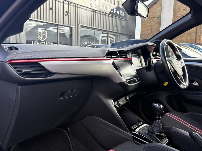 Vauxhall Corsa Turbo SRi - U587