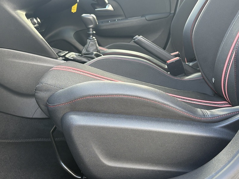 Vauxhall Corsa Turbo SRi - U587