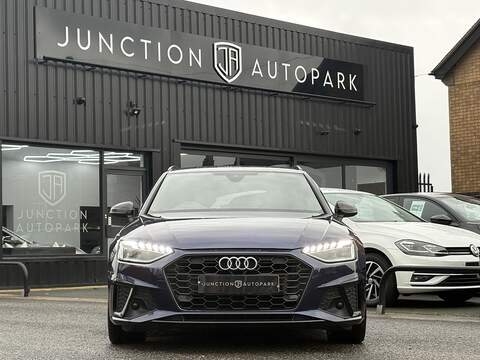 Audi A4 Avant TDI Black Edition - U592