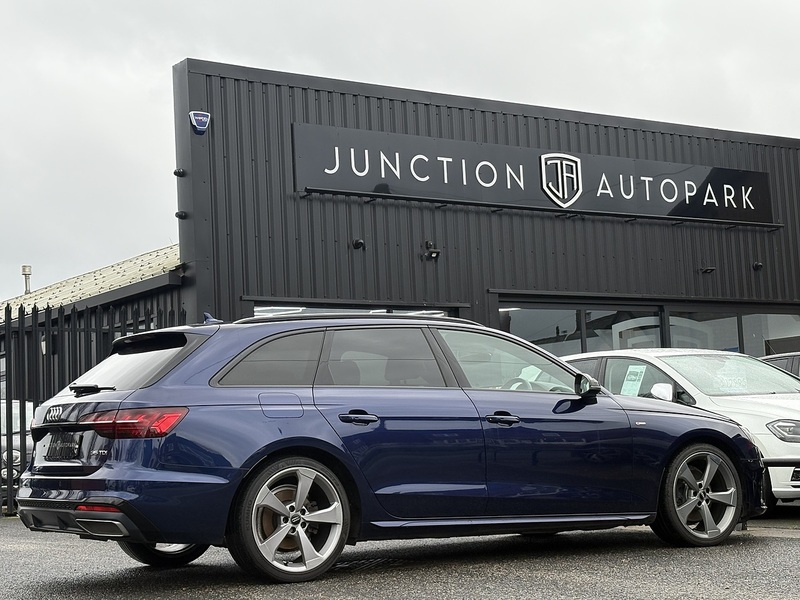 Audi A4 Avant TDI Black Edition - U592