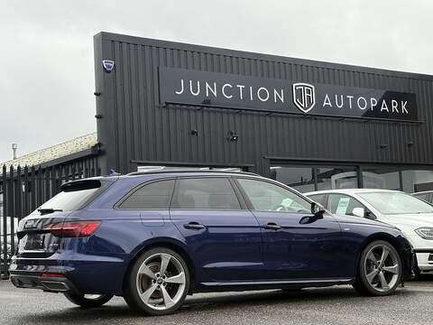 Audi A4 Avant TDI Black Edition - U592