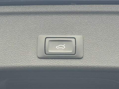 Audi A4 Avant TDI Black Edition - U592