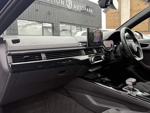 Audi A4 Avant TDI Black Edition - U592