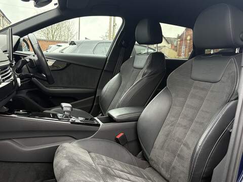 Audi A4 Avant TDI Black Edition - U592