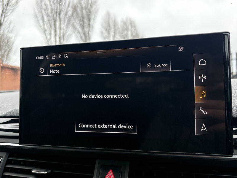 Audi A4 Avant TDI Black Edition - U592