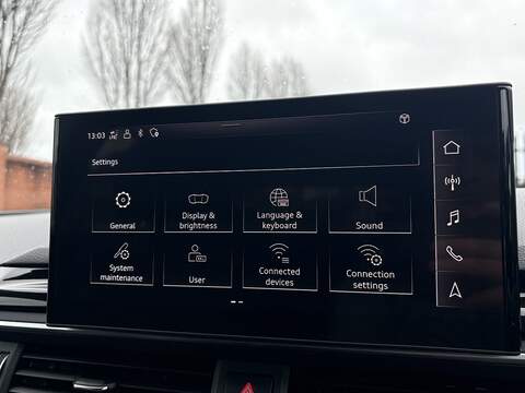 Audi A4 Avant TDI Black Edition - U592