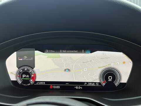 Audi A4 Avant TDI Black Edition - U592