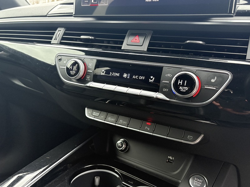 Audi A4 Avant TDI Black Edition - U592