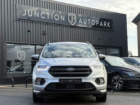 Ford Kuga TDCi ST-Line - U594