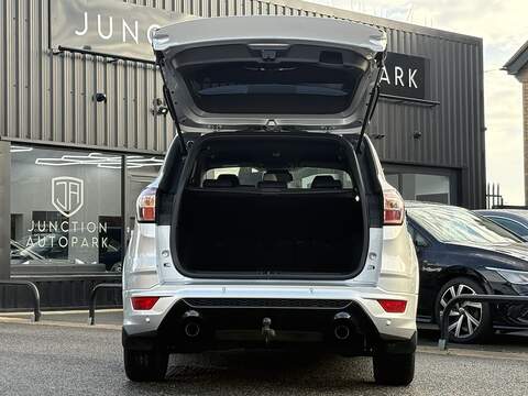 Ford Kuga TDCi ST-Line - U594