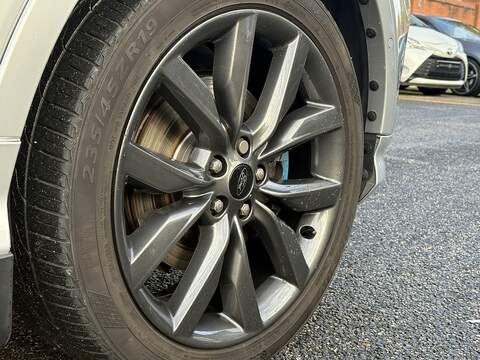 Ford Kuga TDCi ST-Line - U594