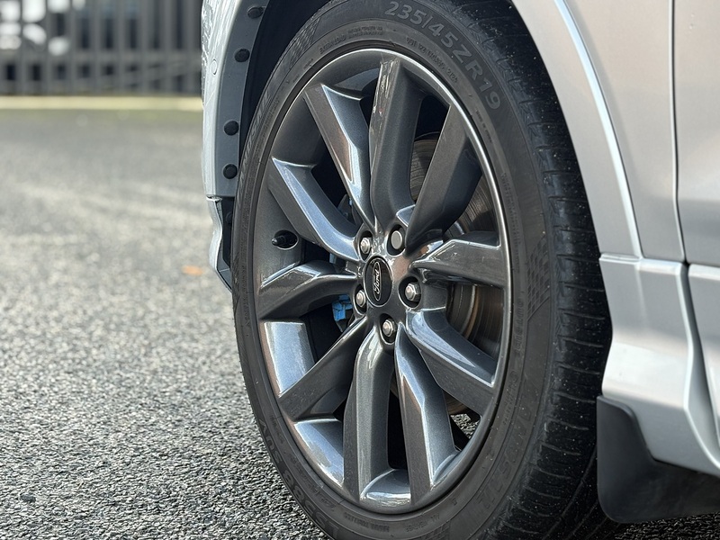 Ford Kuga TDCi ST-Line - U594