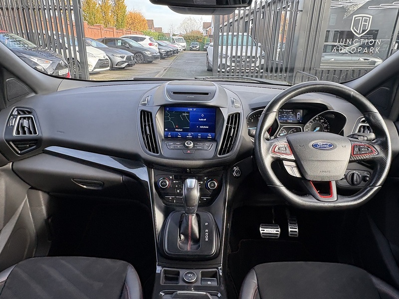 Ford Kuga TDCi ST-Line - U594