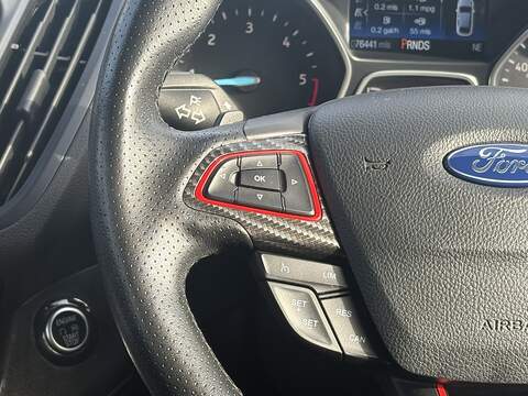 Ford Kuga TDCi ST-Line - U594