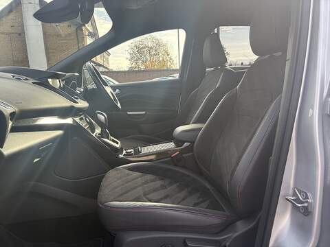 Ford Kuga TDCi ST-Line - U594