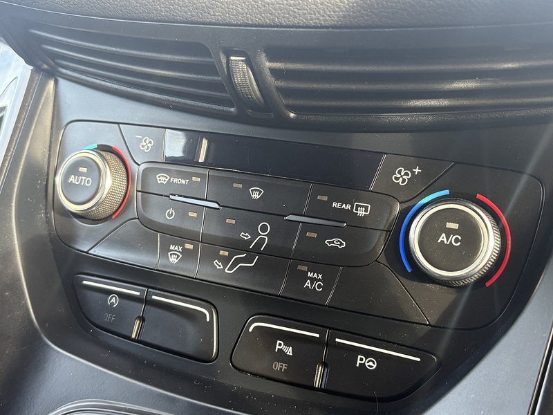 Ford Kuga TDCi ST-Line - U594