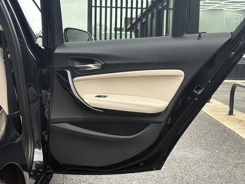 BMW 1 Series M140i Shadow Edition - U595