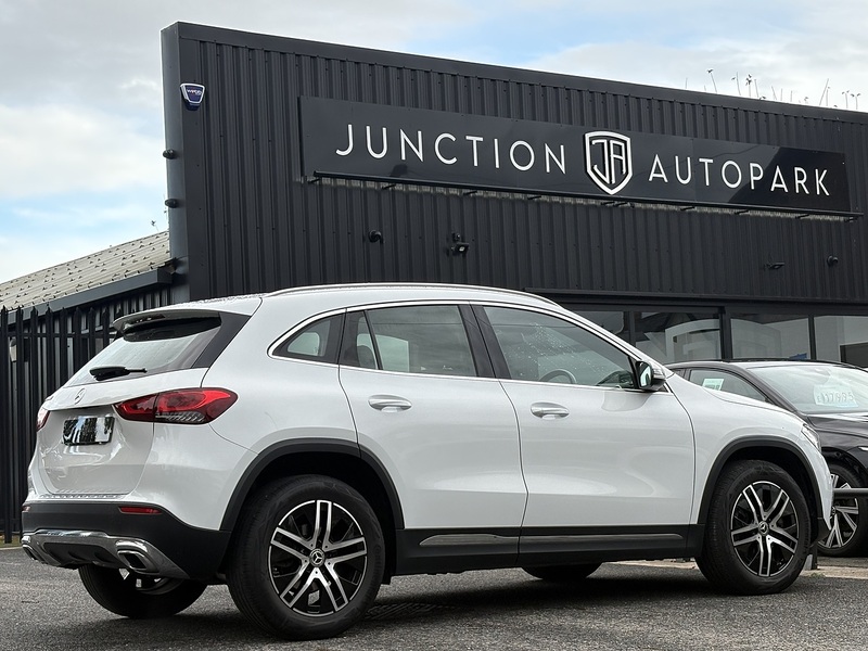 Mercedes-Benz GLA GLA200 Sport - U602