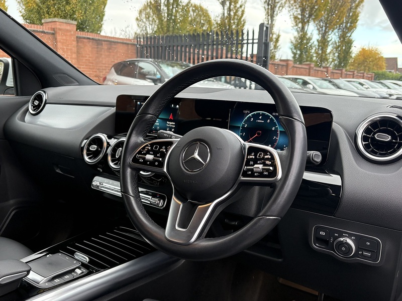 Mercedes-Benz GLA GLA200 Sport - U602