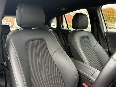 Mercedes-Benz GLA GLA200 Sport - U602