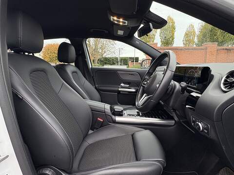 Mercedes-Benz GLA GLA200 Sport - U602