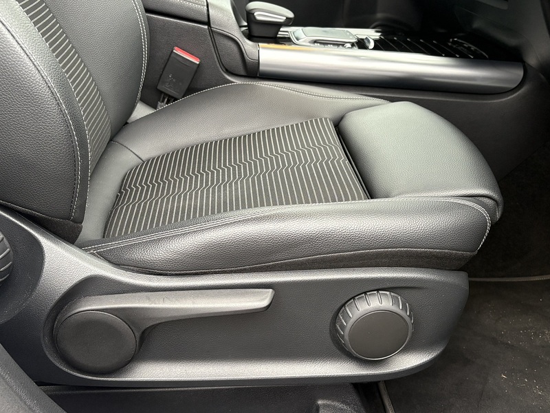 Mercedes-Benz GLA GLA200 Sport - U602