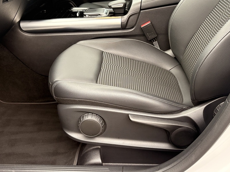 Mercedes-Benz GLA GLA200 Sport - U602