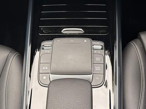 Mercedes-Benz GLA GLA200 Sport - U602