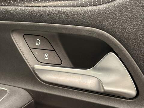 Mercedes-Benz GLA GLA200 Sport - U602